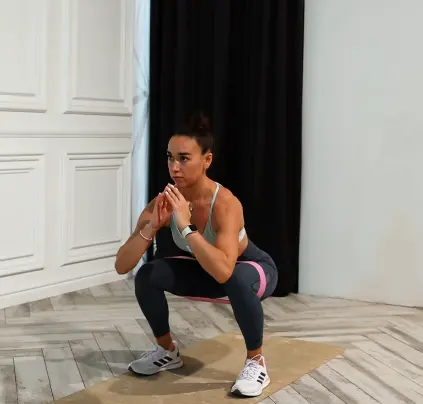 banded squat 2