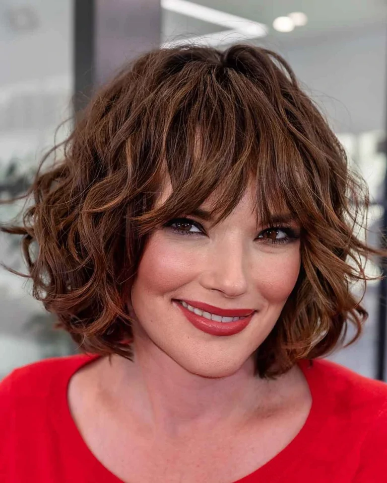 20 Wavy Bob Haircuts Trending Right Now